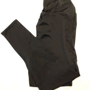 V-Cut Waist Leggings